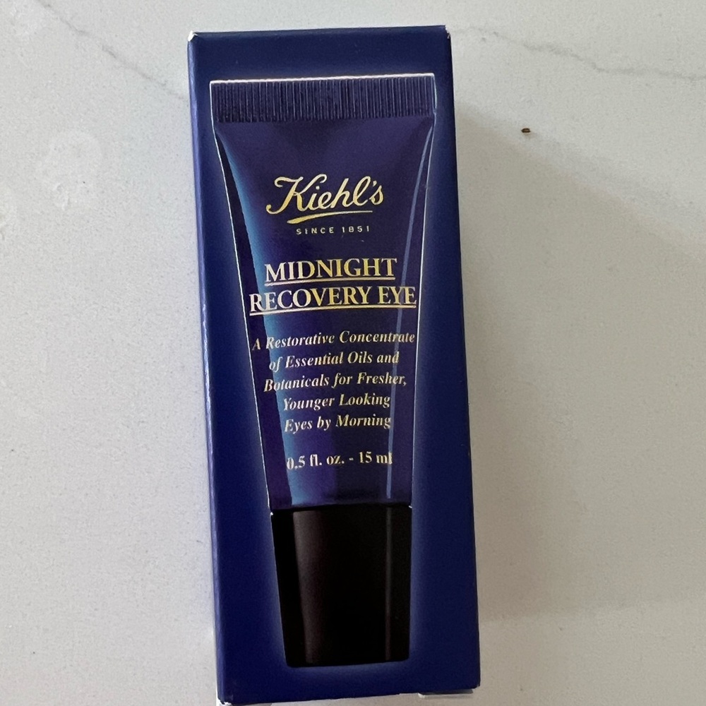 Kiehl's Midnight Recovery Eye in Deep Blue